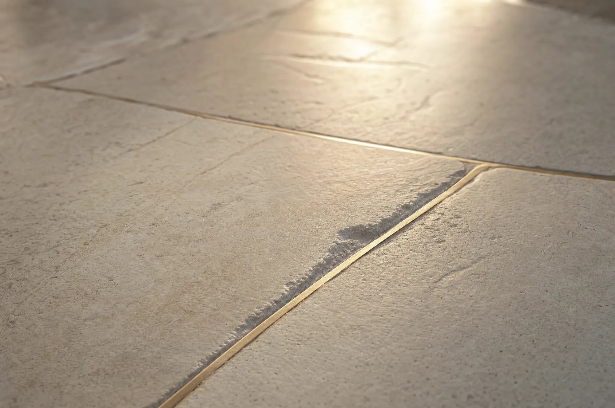 Flagstones in hal en entree, detail 1