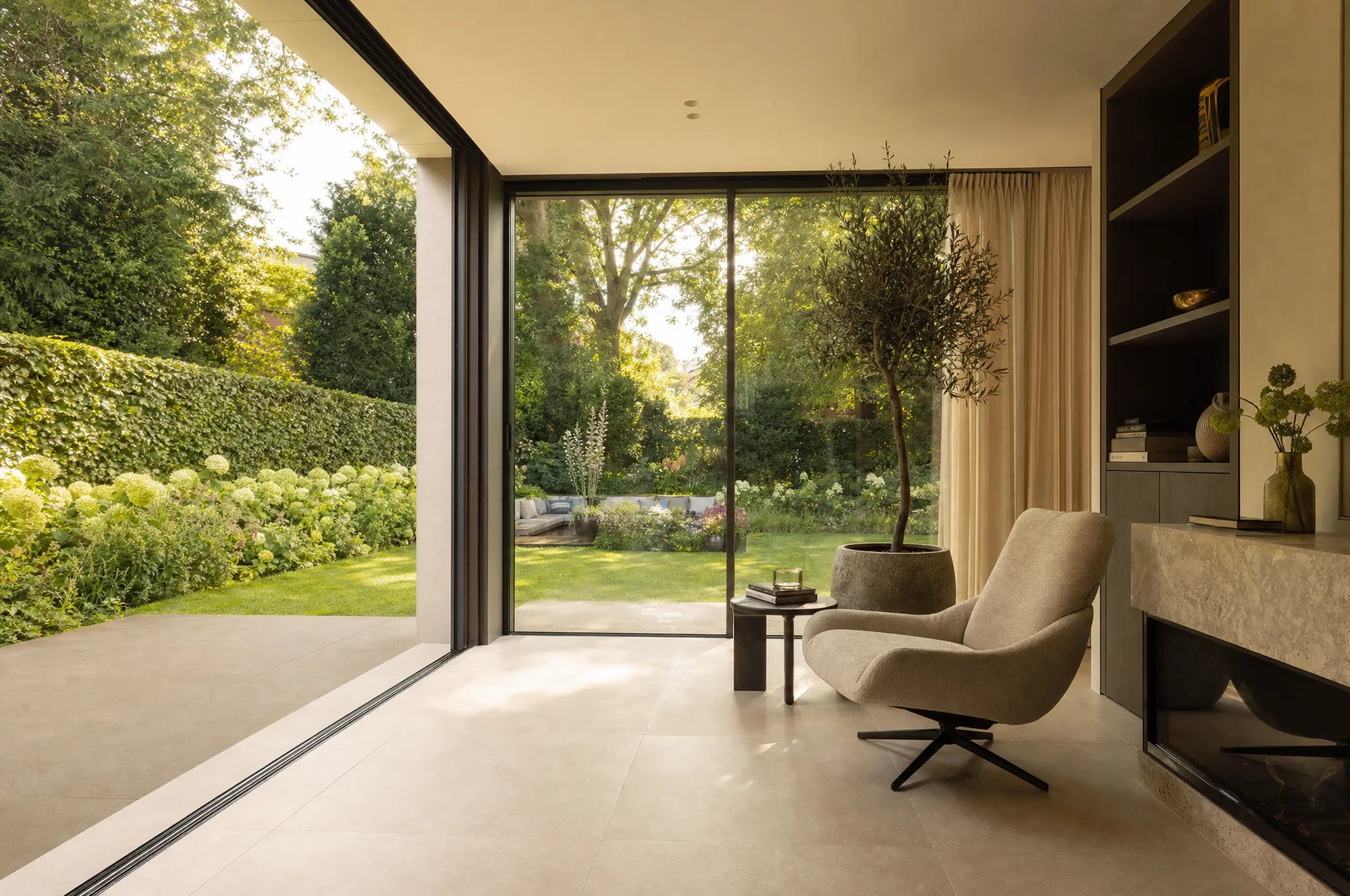 Tuinkamer in grootformaat keramiek, Noord-Brabant